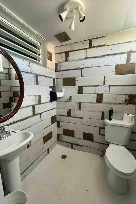 Jb23 Apts 4 Bedroom Apt Near Airport San Juan